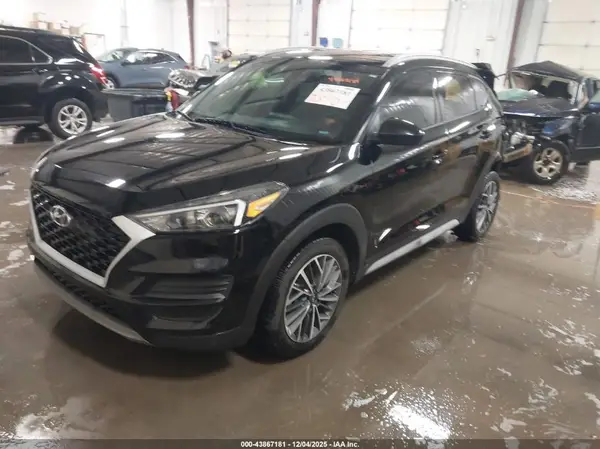 KM8J33AL7KU043067 2019 HYUNDAI TUCSON - Image 2