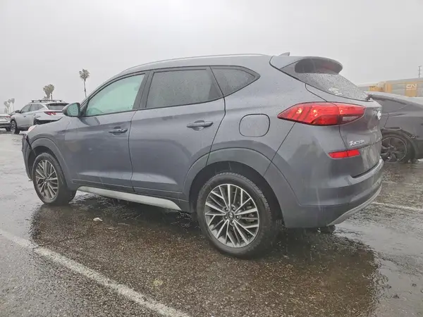 KM8J33AL7KU879199 2019 HYUNDAI TUCSON - Image 2