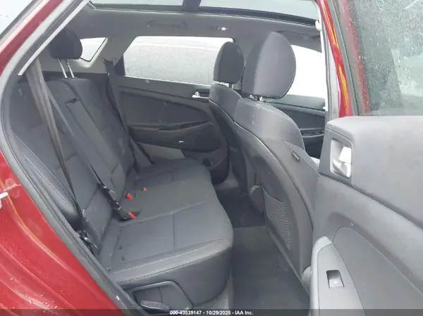 KM8J33AL7KU943466 2019 HYUNDAI TUCSON - Image 8
