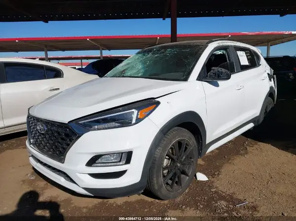 KM8J33AL7KU957528 2019 HYUNDAI TUCSON - Image 2