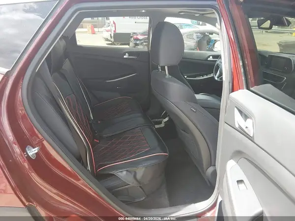 KM8J33AL7KU961773 2019 HYUNDAI TUCSON - Image 8