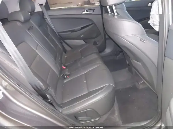 KM8J33AL7LU152226 2020 HYUNDAI TUCSON - Image 8