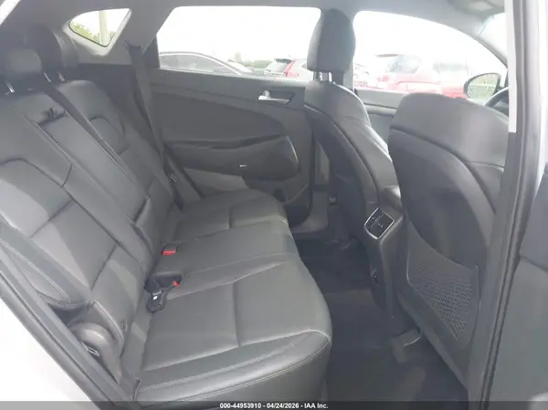 KM8J33AL7LU161606 2020 HYUNDAI TUCSON - Image 8