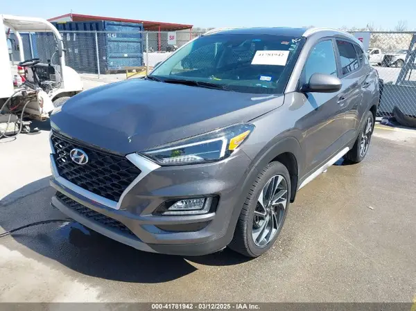 KM8J33AL7LU172170 2020 HYUNDAI TUCSON - Image 2