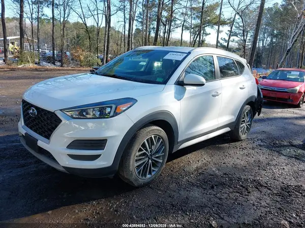KM8J33AL7LU258658 2020 HYUNDAI TUCSON - Image 2