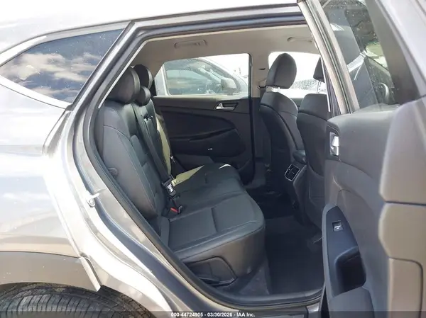 KM8J33AL7MU314308 2021 HYUNDAI TUCSON - Image 8