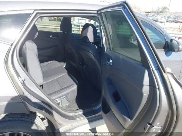 KM8J33AL7MU325387 2021 HYUNDAI TUCSON - Image 7