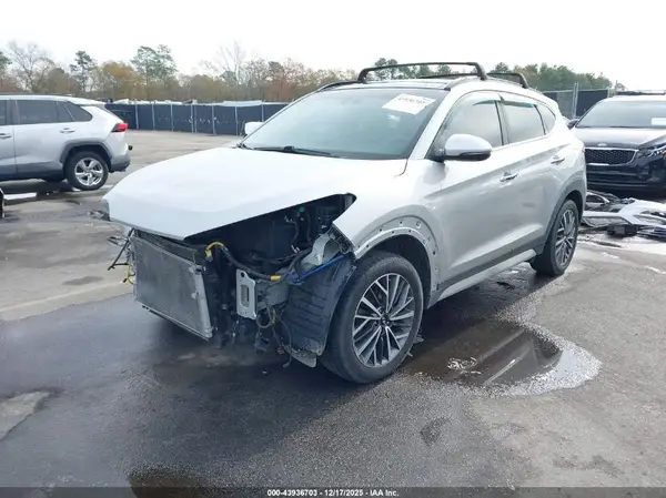 KM8J33AL7MU326412 2021 HYUNDAI TUCSON - Image 2