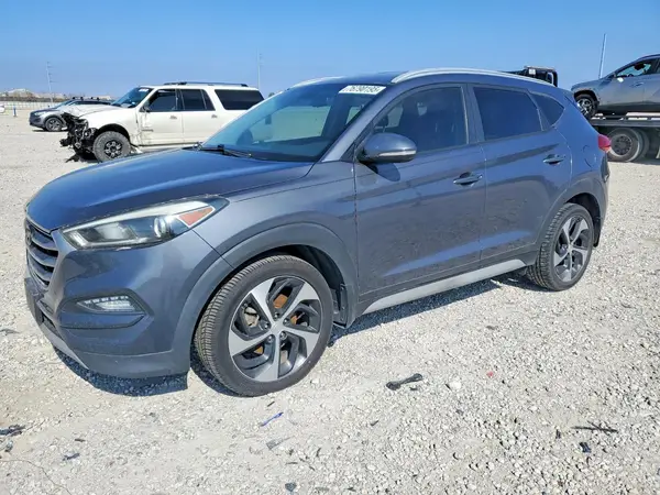 KM8J33AL8JU745395 2018 HYUNDAI TUCSON - Image 1