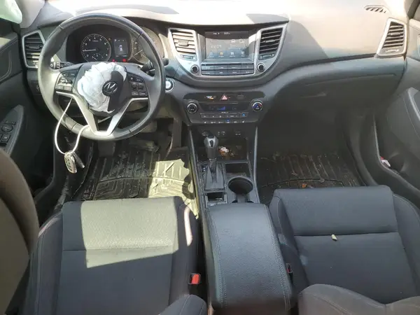 KM8J33AL8JU767445 2018 HYUNDAI TUCSON - Image 8