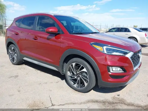 KM8J33AL8KU002589 2019 HYUNDAI TUCSON - Image 1