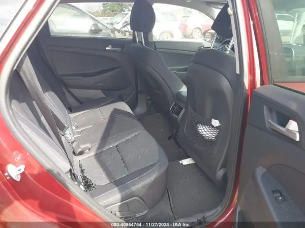 KM8J33AL8KU011129 2019 HYUNDAI TUCSON - Image 8