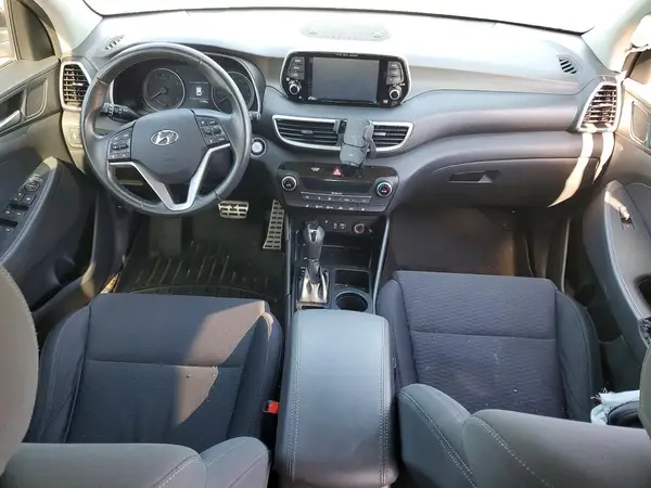 KM8J33AL8KU011325 2019 HYUNDAI TUCSON - Image 8