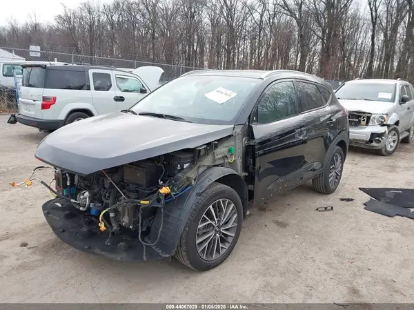 KM8J33AL8KU051422 2019 HYUNDAI TUCSON - Image 2