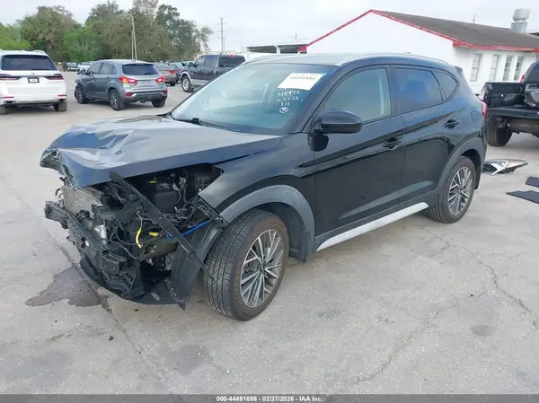 KM8J33AL8KU056507 2019 HYUNDAI TUCSON - Image 2
