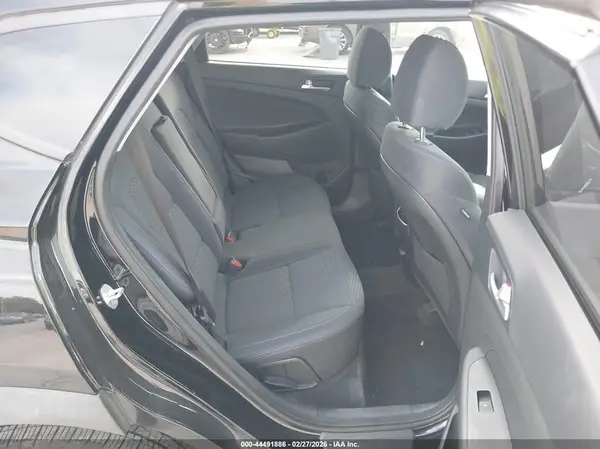 KM8J33AL8KU056507 2019 HYUNDAI TUCSON - Image 8
