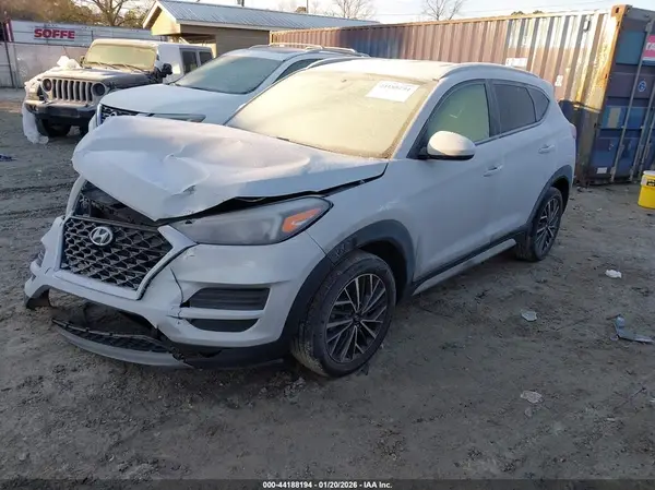 KM8J33AL8KU877090 2019 HYUNDAI TUCSON - Image 2