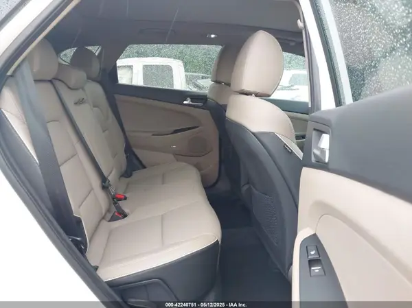 KM8J33AL8KU903140 2019 HYUNDAI TUCSON - Image 8