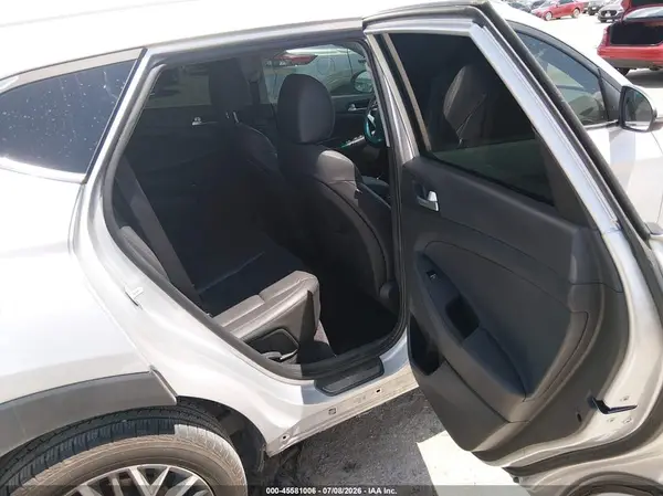 KM8J33AL8KU908645 2019 HYUNDAI TUCSON - Image 8