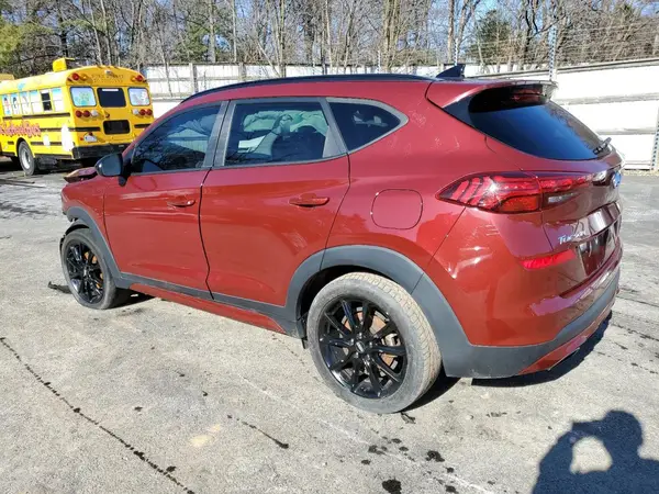 KM8J33AL8KU920648 2019 HYUNDAI TUCSON - Image 2
