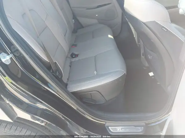 KM8J33AL8LU117761 2020 HYUNDAI TUCSON - Image 8