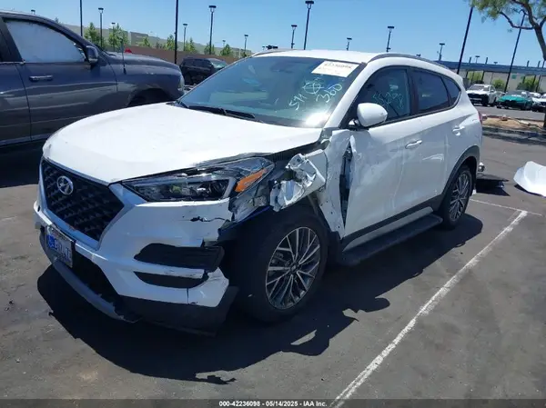 KM8J33AL8LU142692 2020 HYUNDAI TUCSON - Image 2