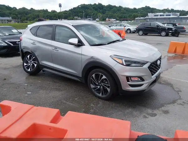 KM8J33AL8LU209808 2020 HYUNDAI TUCSON - Image 1