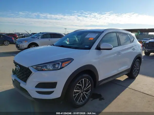 KM8J33AL8LU251329 2020 HYUNDAI TUCSON - Image 2