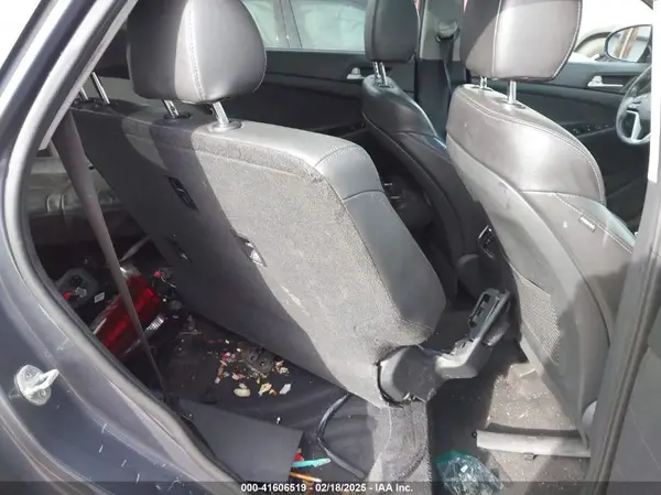 KM8J33AL8MU292979 2021 HYUNDAI TUCSON - Image 8