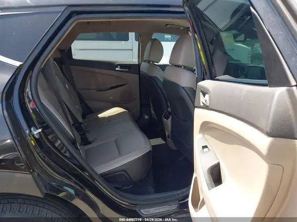 KM8J33AL8MU298653 2021 HYUNDAI TUCSON - Image 8