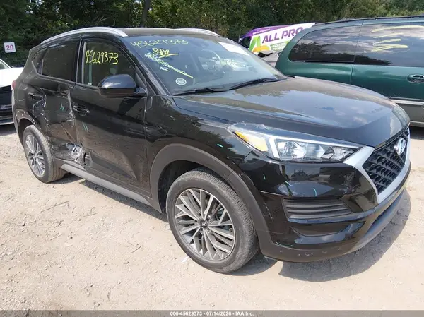 KM8J33AL8MU305682 2021 HYUNDAI TUCSON - Image 1
