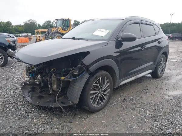 KM8J33AL8MU328489 2021 HYUNDAI TUCSON - Image 2