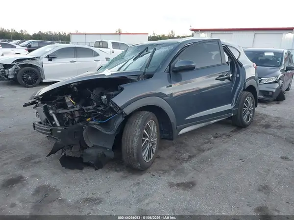 KM8J33AL8MU343428 2021 HYUNDAI TUCSON - Image 2