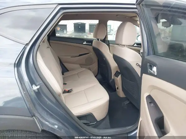 KM8J33AL8MU345776 2021 HYUNDAI TUCSON - Image 8