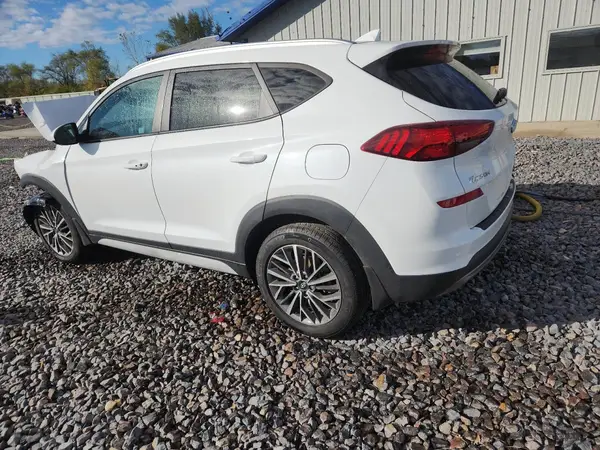 KM8J33AL8MU352159 2021 HYUNDAI TUCSON - Image 2
