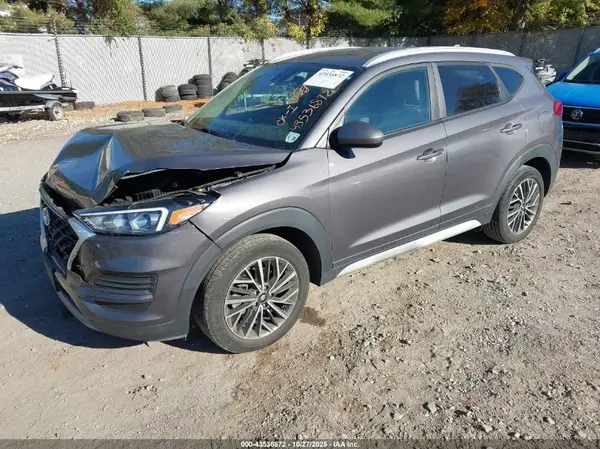 KM8J33AL8MU370239 2021 HYUNDAI TUCSON - Image 2