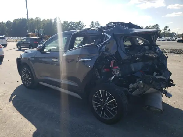 KM8J33AL8MU408195 2021 HYUNDAI TUCSON - Image 2