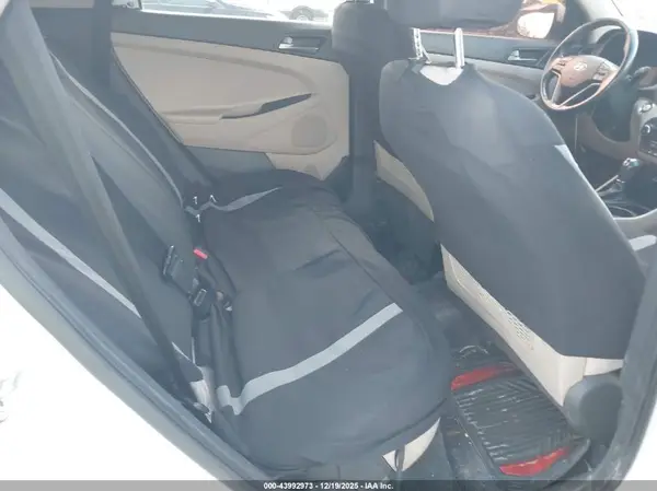 KM8J33AL9JU748399 2018 HYUNDAI TUCSON - Image 8