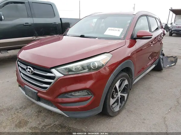 KM8J33AL9JU804860 2018 HYUNDAI TUCSON - Image 2