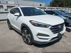 KM8J33AL9JU805605 2018 HYUNDAI TUCSON