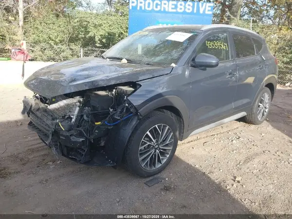 KM8J33AL9KU017473 2019 HYUNDAI TUCSON - Image 2