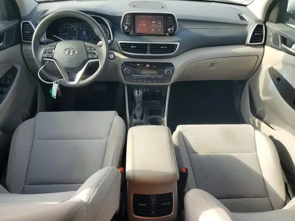 KM8J33AL9KU877003 2019 HYUNDAI TUCSON - Image 8