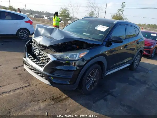KM8J33AL9KU878474 2019 HYUNDAI TUCSON - Image 2