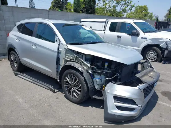 KM8J33AL9KU885912 2019 HYUNDAI TUCSON - Image 1