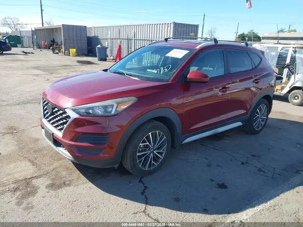KM8J33AL9KU954047 2019 HYUNDAI TUCSON - Image 2