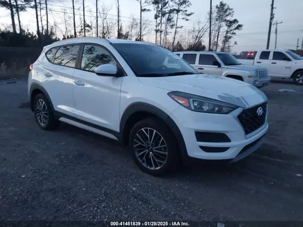 KM8J33AL9KU984200 2019 HYUNDAI TUCSON - Image 1