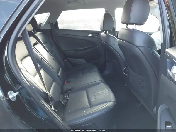KM8J33AL9LU121575 2020 HYUNDAI TUCSON - Image 8