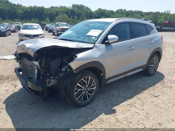 KM8J33AL9LU228741 2020 HYUNDAI TUCSON - Image 2