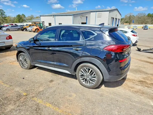 KM8J33AL9MU284308 2021 HYUNDAI TUCSON - Image 2