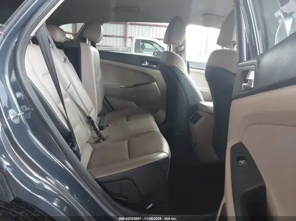 KM8J33AL9MU284857 2021 HYUNDAI TUCSON - Image 8
